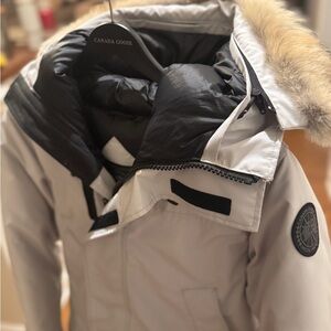 Selling my Canada goose Langford parka size medium